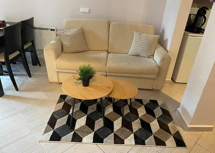 студио Snow Day в Life в *